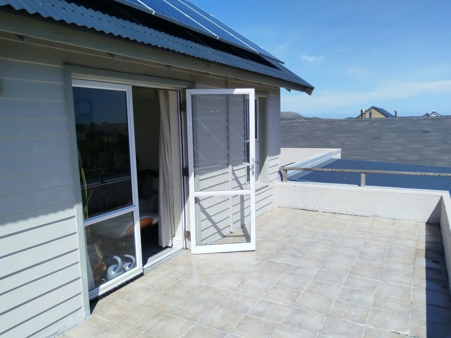 To Let 3 Bedroom Property for Rent in Lake Michelle Western Cape